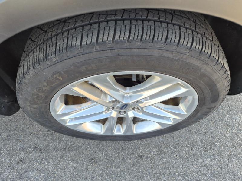 Ford Explorer XLT 4WD 2016