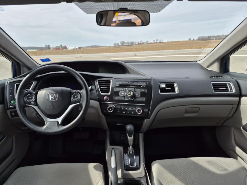 Honda Civic LX Sedan 5-Speed AT 2013