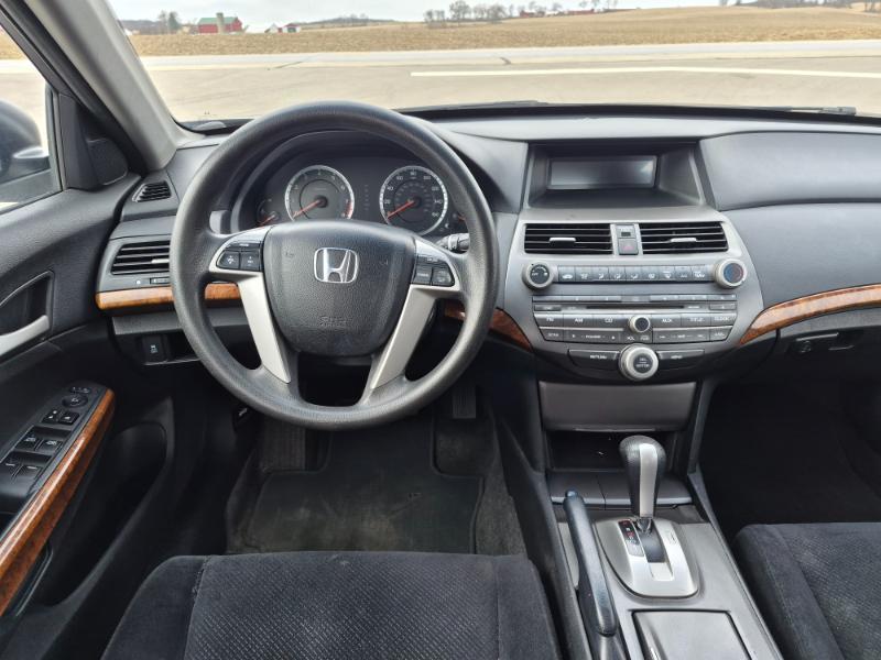 Honda Accord EX Sedan AT 2012