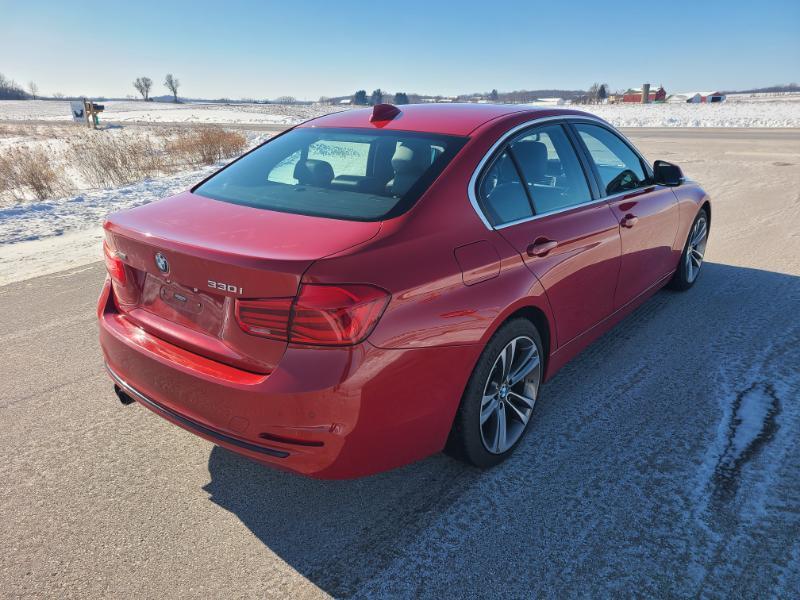 BMW 3-Series 330i xDrive SULEV Sedan 2017