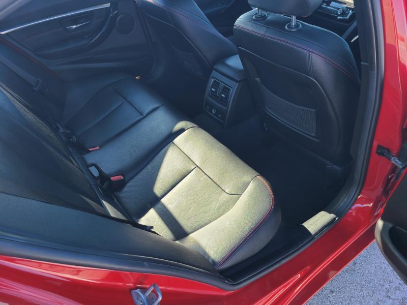 BMW 3-Series 330i xDrive SULEV Sedan 2017