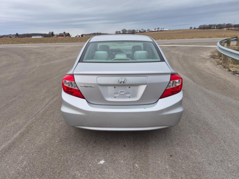 Honda Civic LX Sedan 5-Speed AT 2012