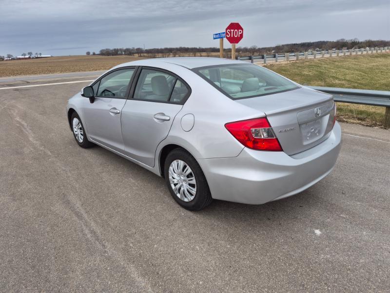 Honda Civic LX Sedan 5-Speed AT 2012