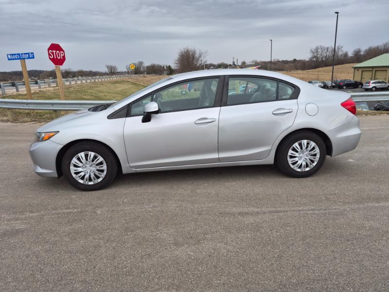 Honda Civic LX Sedan 5-Speed AT 2012