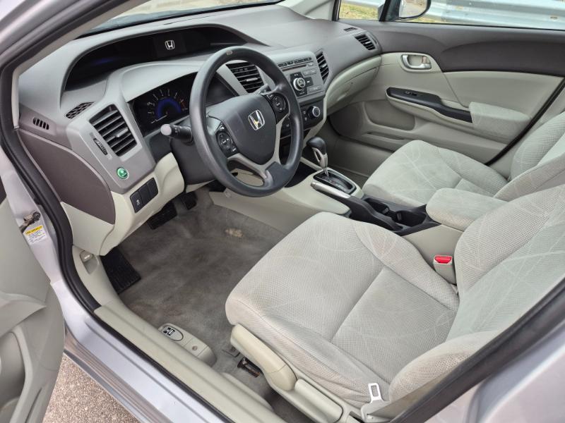 Honda Civic LX Sedan 5-Speed AT 2012