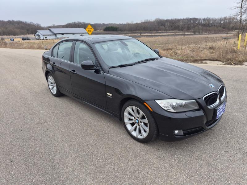 BMW 3-Series 328i xDrive 2011