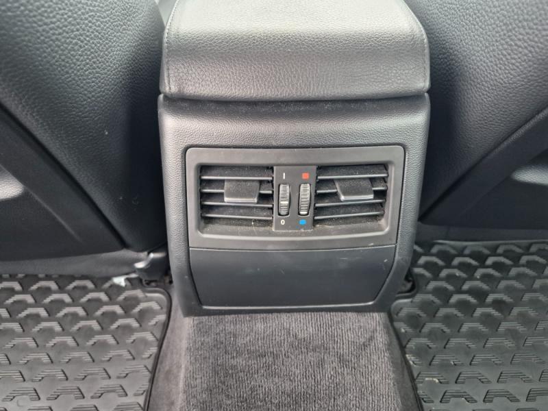 BMW 3-Series 328i xDrive 2011