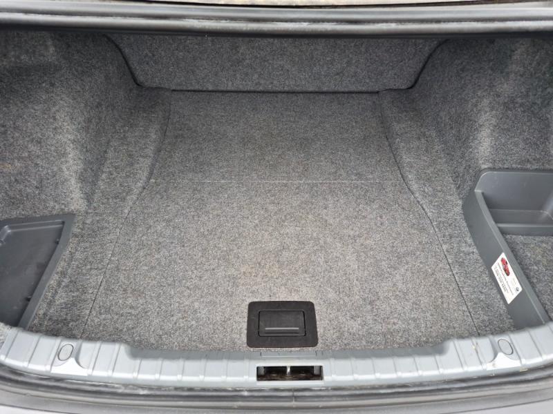 BMW 3-Series 328i xDrive 2011