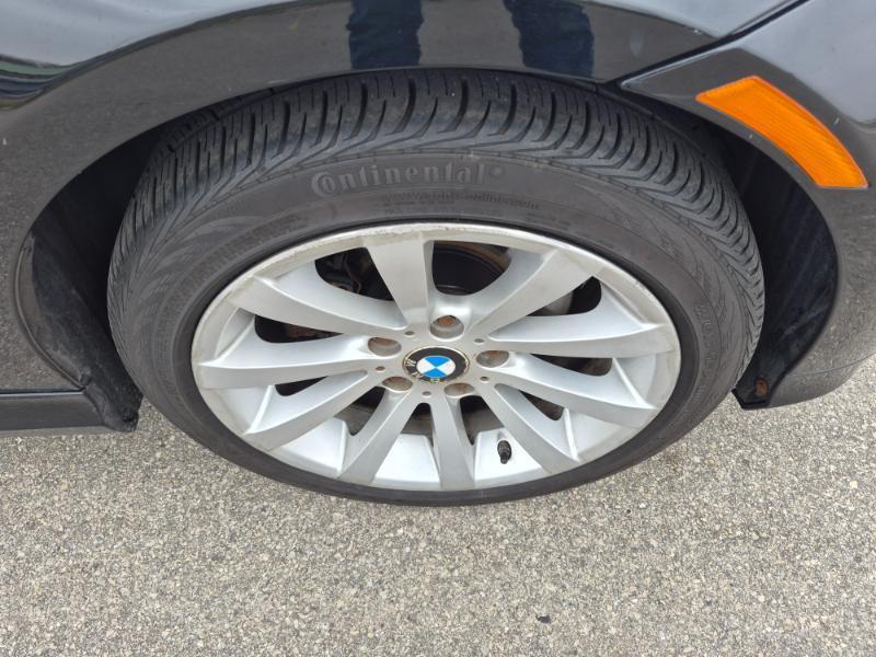 BMW 3-Series 328i xDrive 2011