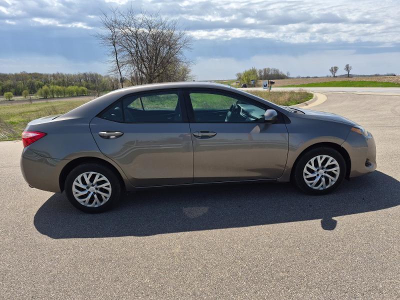 Toyota Corolla LE CVT 2019