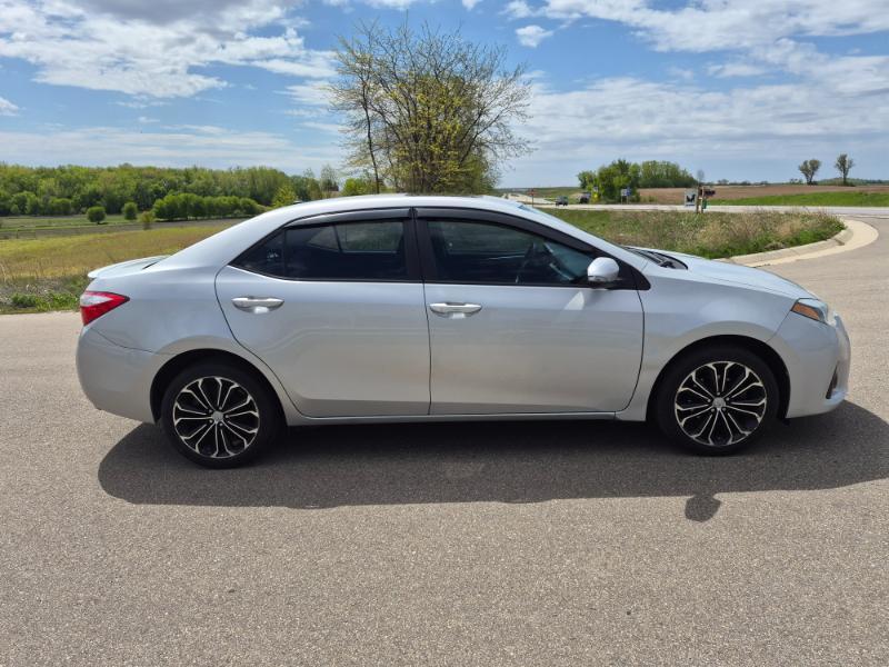 Toyota Corolla S Premium 4D Sedan 2015