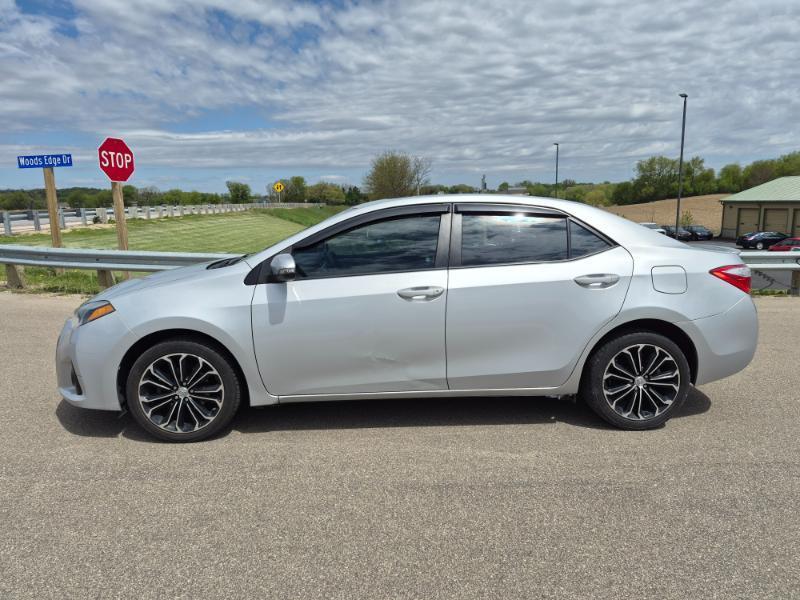 Toyota Corolla S Premium 4D Sedan 2015