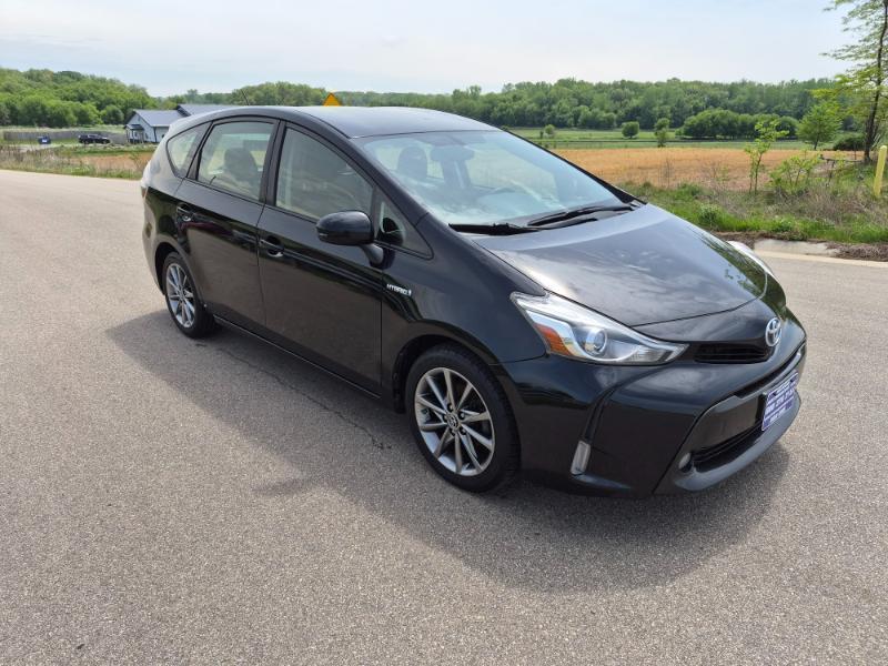 Toyota Prius V Five 2015