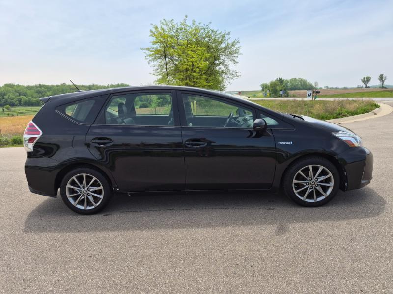 Toyota Prius V Five 2015