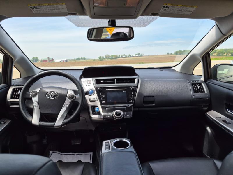 Toyota Prius V Five 2015
