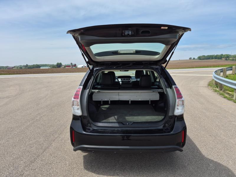 Toyota Prius V Five 2015