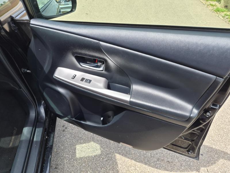 Toyota Prius V Five 2015