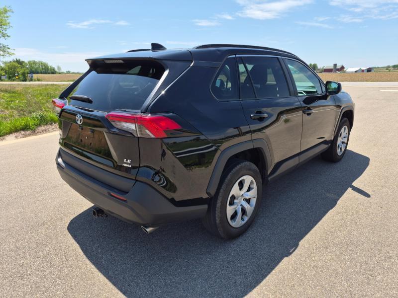 Toyota RAV4 LE AWD 2020