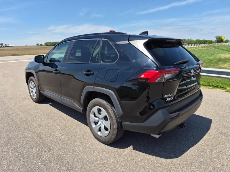 Toyota RAV4 LE AWD 2020