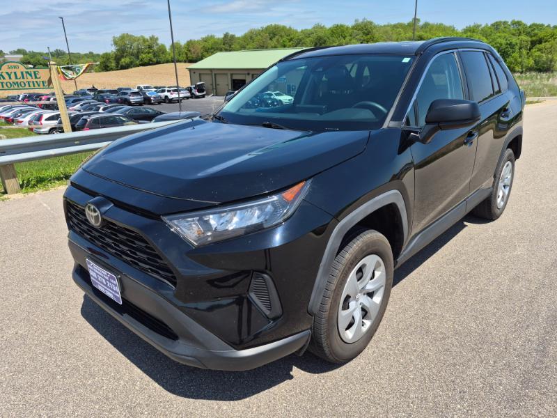 Toyota RAV4 LE AWD 2020