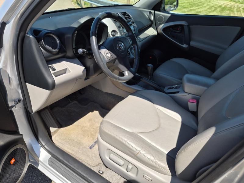 Toyota RAV4 Limited V6 4WD 2008