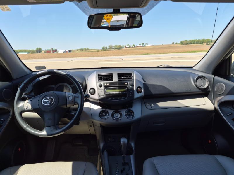 Toyota RAV4 Limited V6 4WD 2008