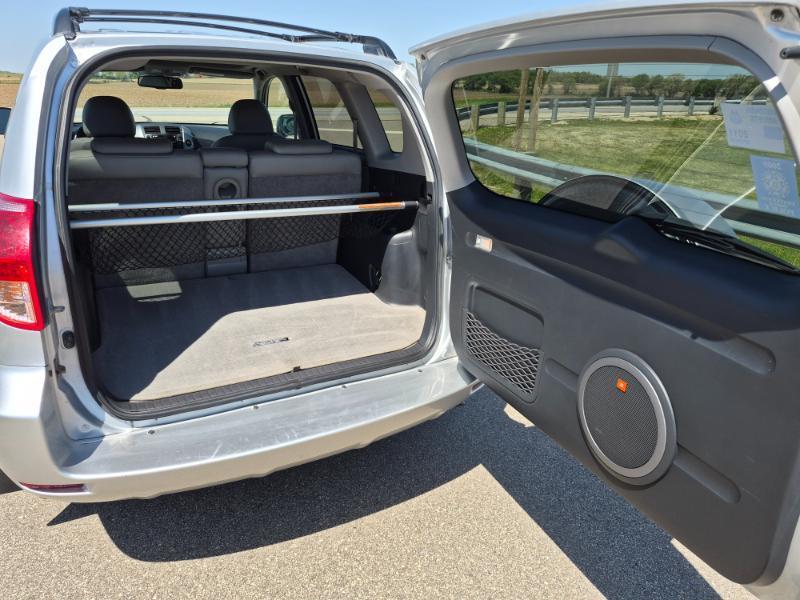 Toyota RAV4 Limited V6 4WD 2008