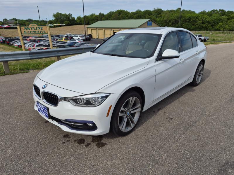 BMW 3-Series 330i xDrive SULEV Sedan 2018