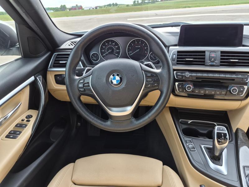 BMW 3-Series 330i xDrive SULEV Sedan 2018