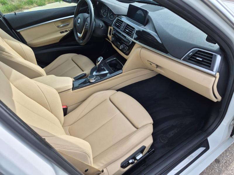 BMW 3-Series 330i xDrive SULEV Sedan 2018