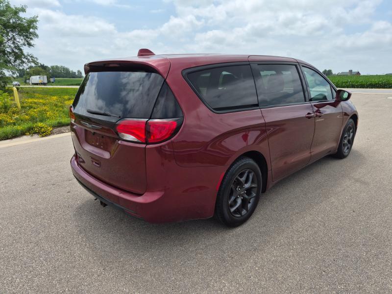 Chrysler Pacifica Touring Plus 2018