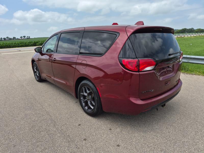 Chrysler Pacifica Touring Plus 2018