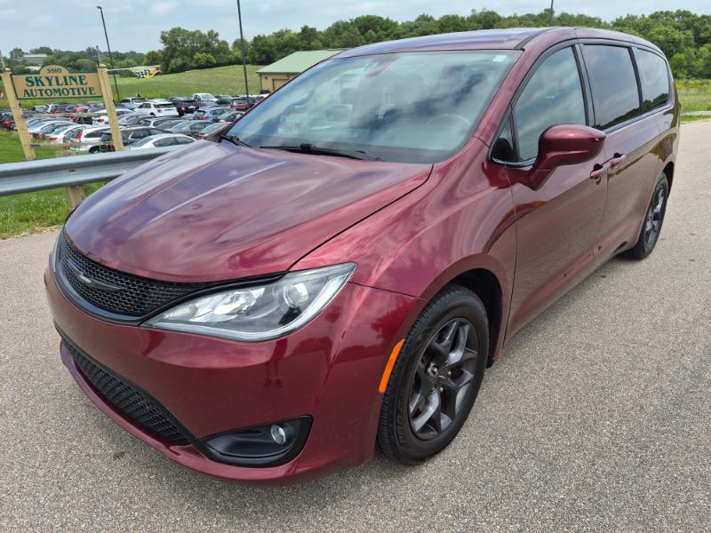 Chrysler Pacifica Touring Plus 2018