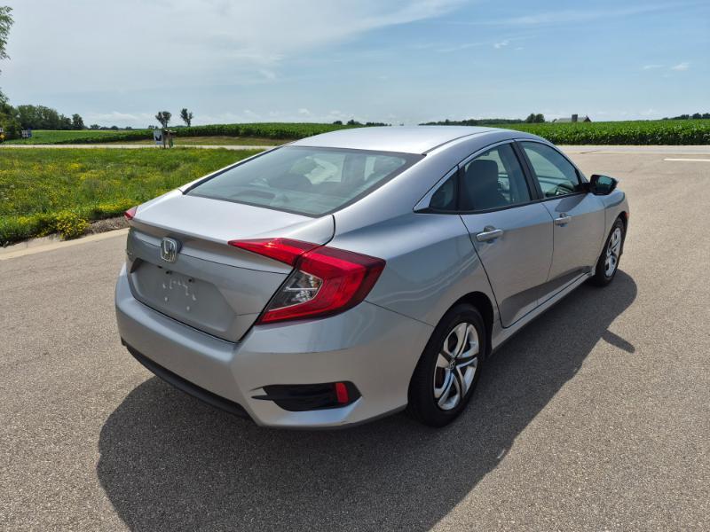 Honda Civic LX Sedan CVT 2016