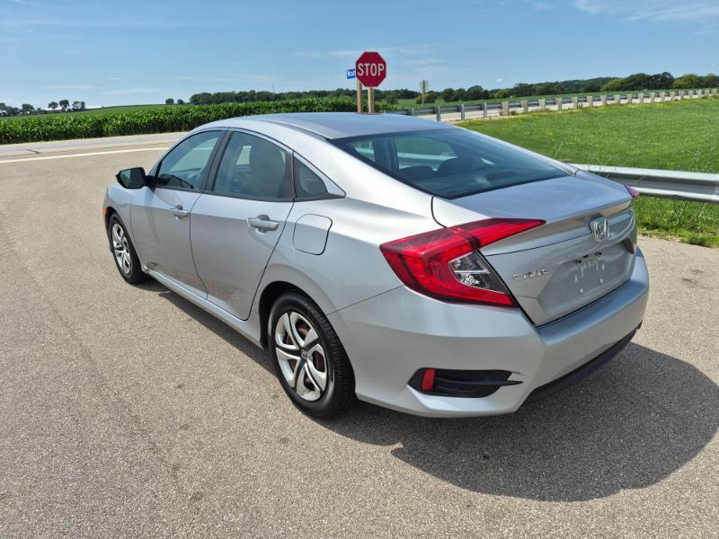 Honda Civic LX Sedan CVT 2016