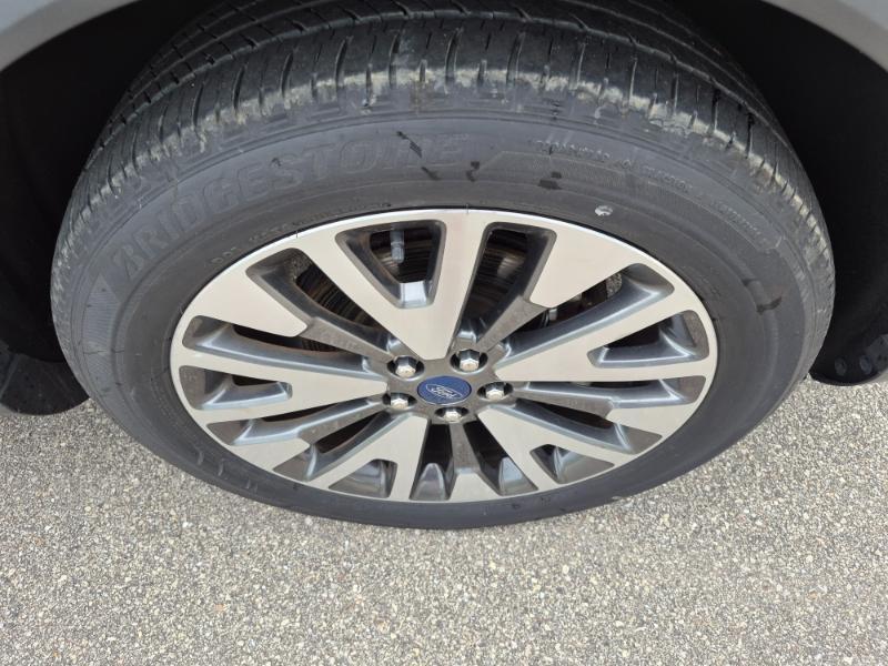 Ford Escape Titanium 4WD 2020