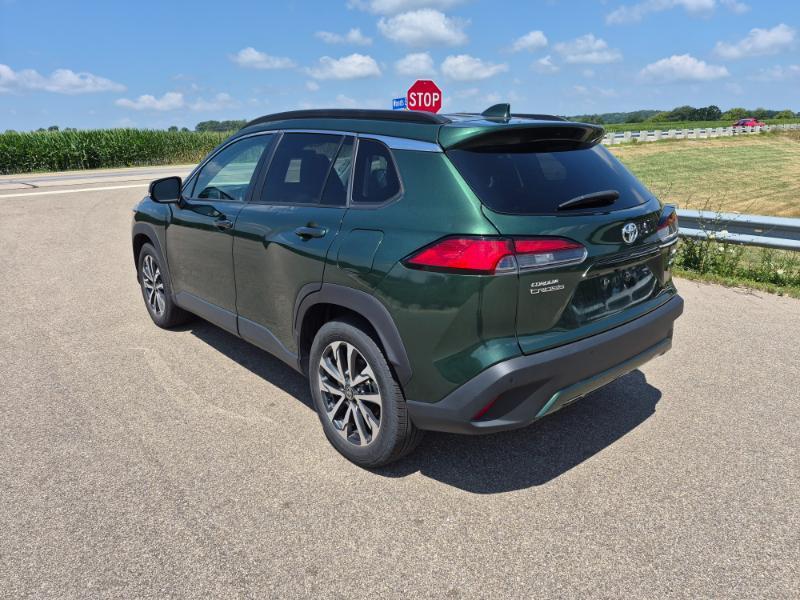 Toyota Corolla Cross XLE AWD 2022