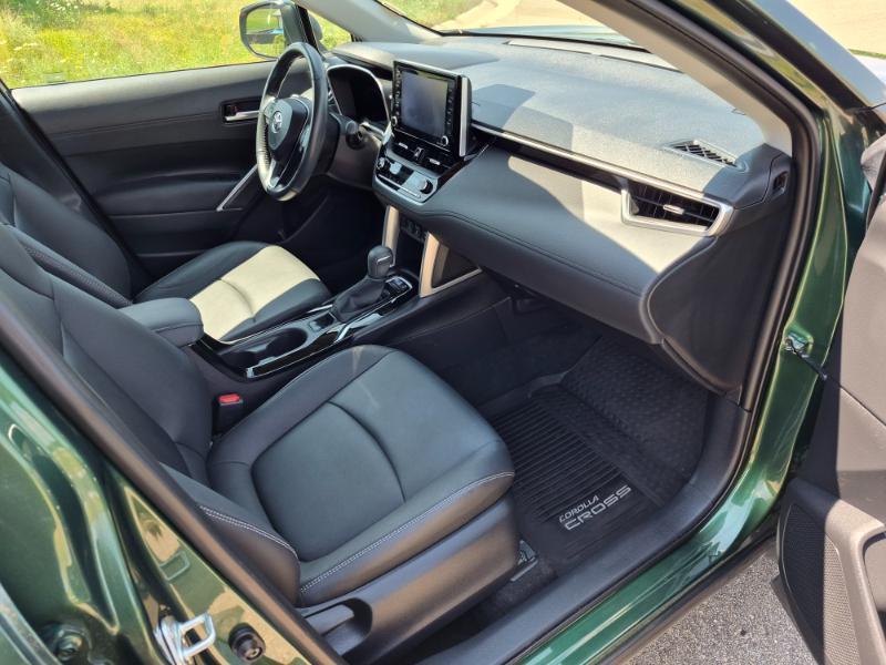 Toyota Corolla Cross XLE AWD 2022