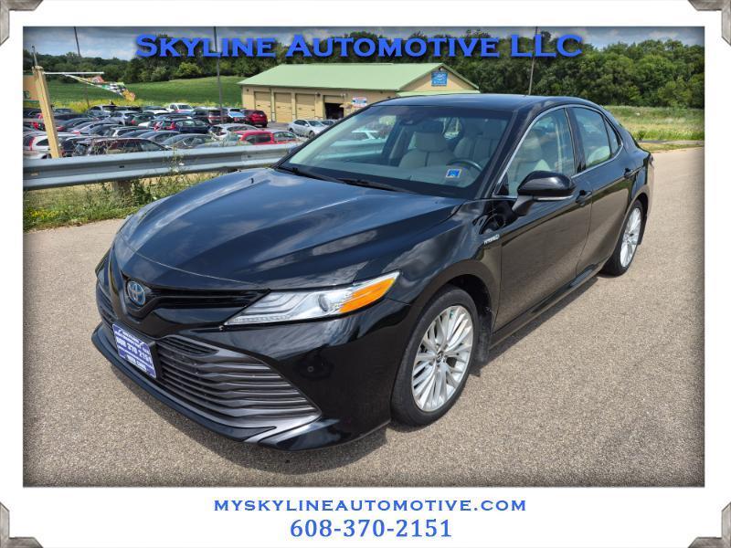 Toyota Camry Hybrid XLE 2018