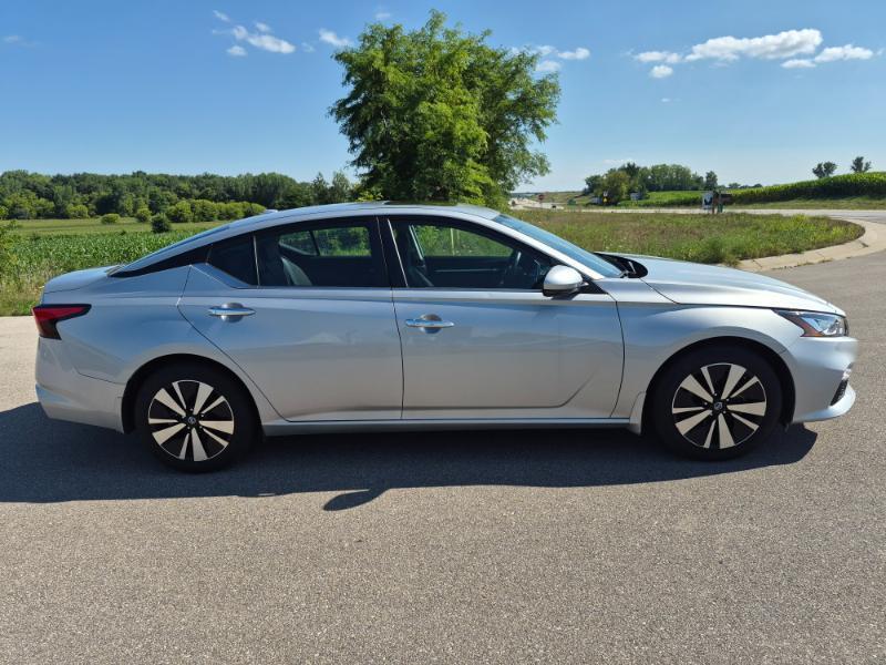 Nissan Altima 2.5 SV 2022