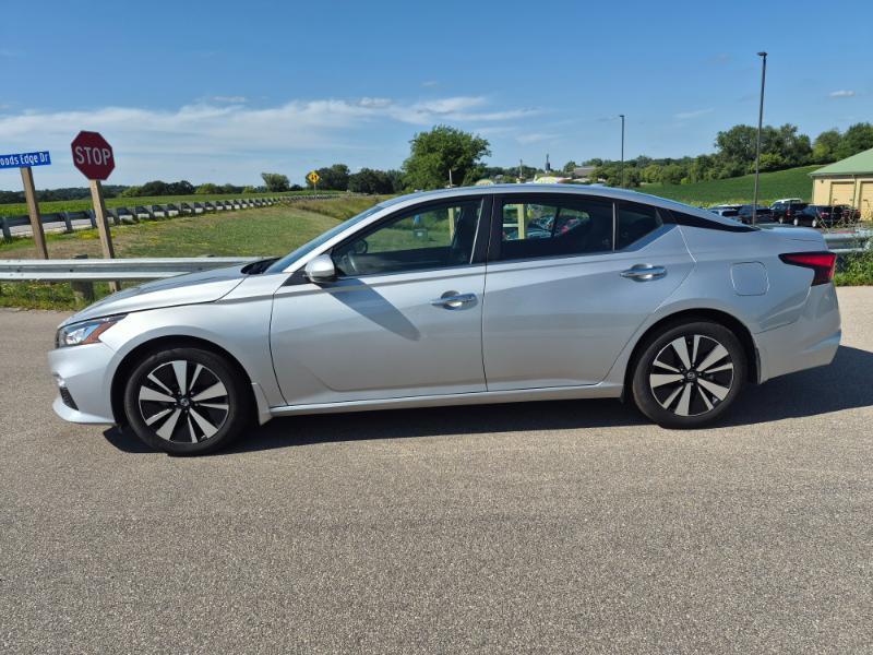 Nissan Altima 2.5 SV 2022