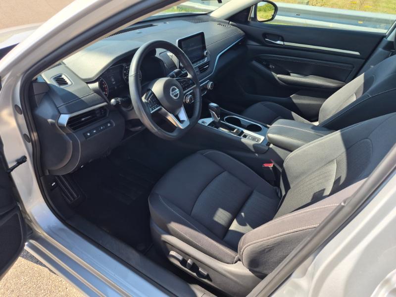 Nissan Altima 2.5 SV 2022