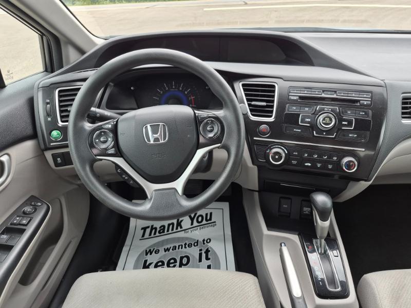 Honda Civic LX Sedan 5-Speed AT 2013