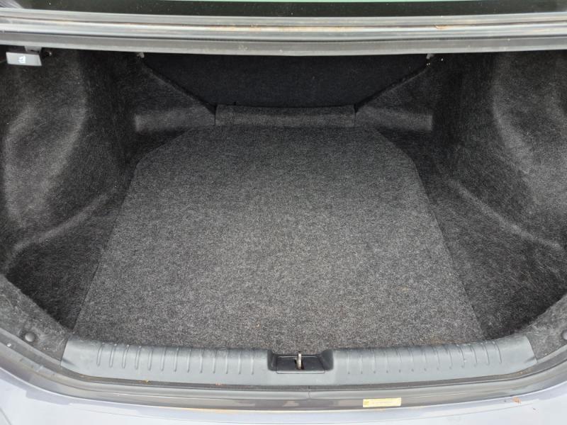 Honda Civic LX Sedan 5-Speed AT 2013