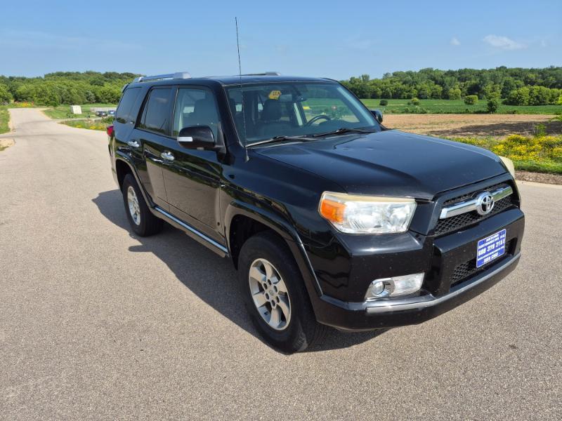 Toyota 4Runner SR5 4WD 2013