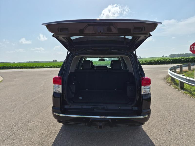 Toyota 4Runner SR5 4WD 2013