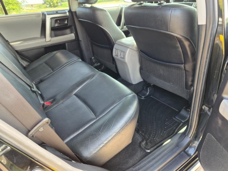 Toyota 4Runner SR5 4WD 2013