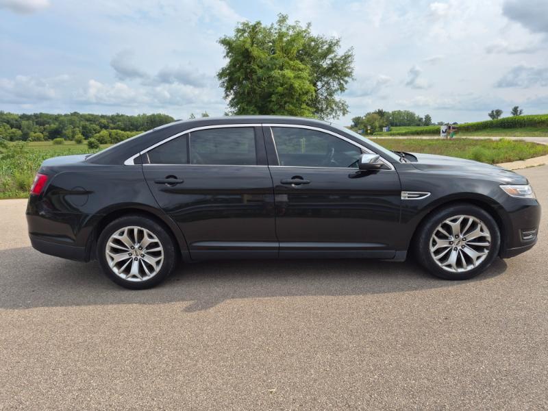 Ford Taurus Limited FWD 2015