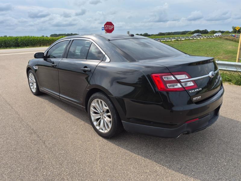 Ford Taurus Limited FWD 2015