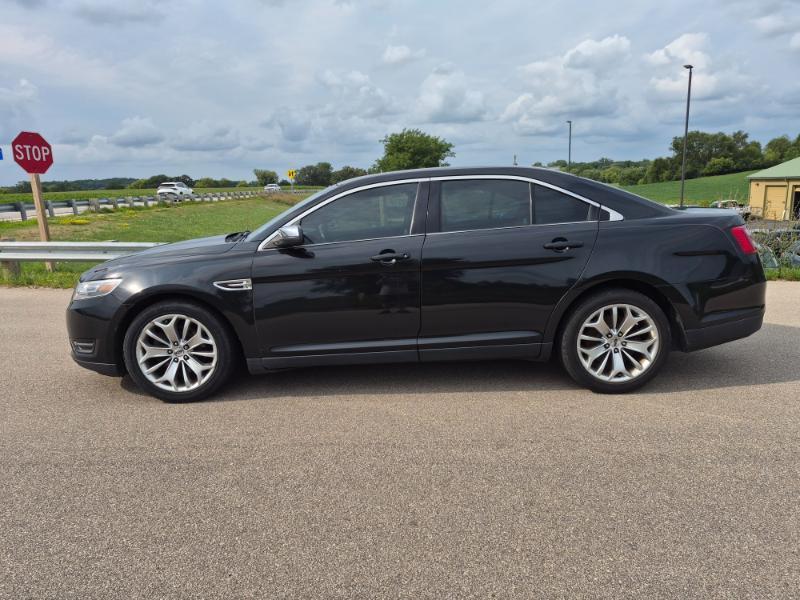 Ford Taurus Limited FWD 2015